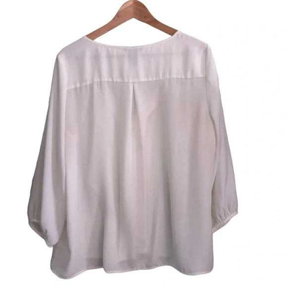 H&M White Cream Chiffon Like V Neck Button Down Tassles Gold Blouse Size 14 - Picture 2 of 5
